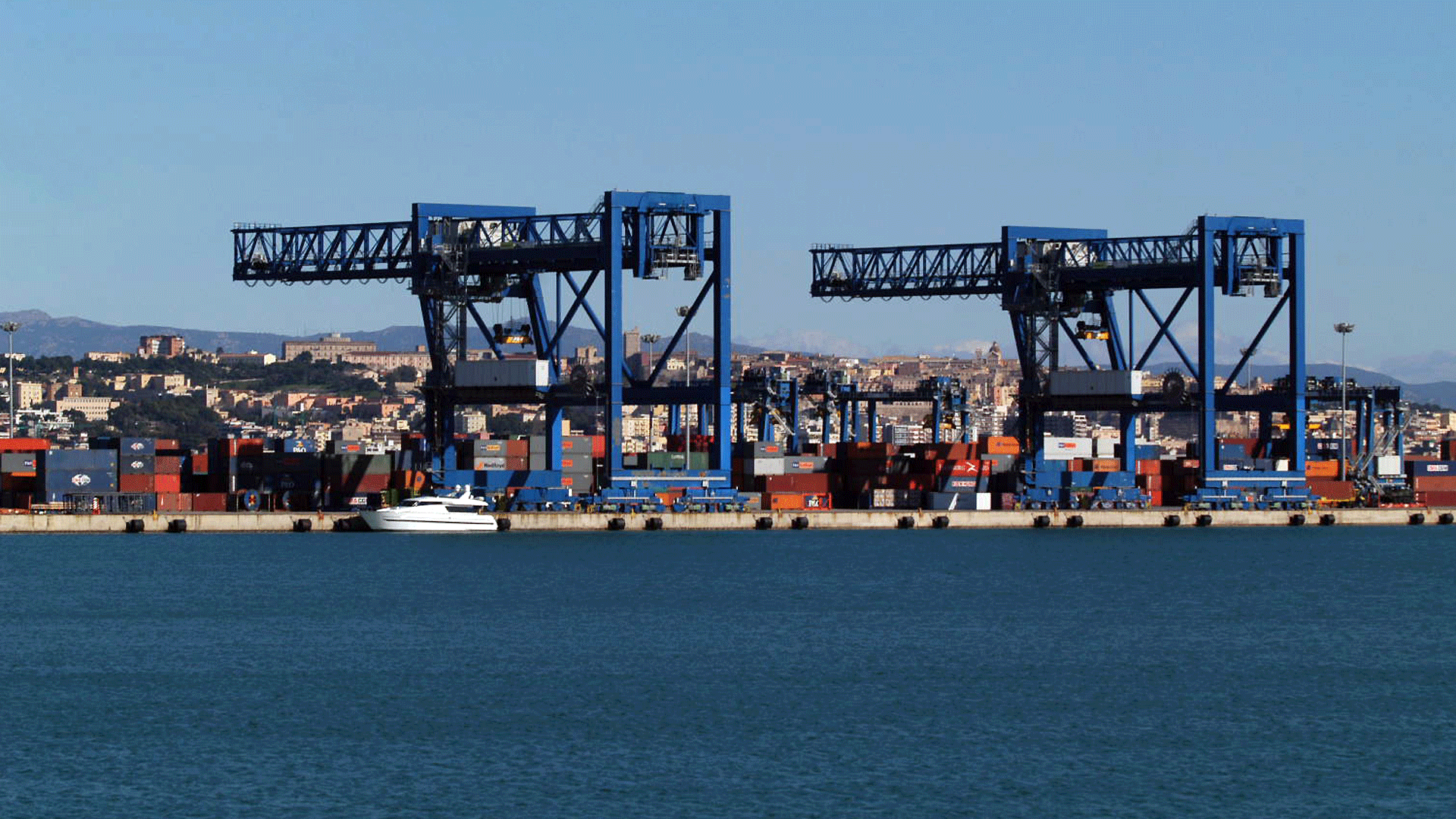 Porto canale Cagliari